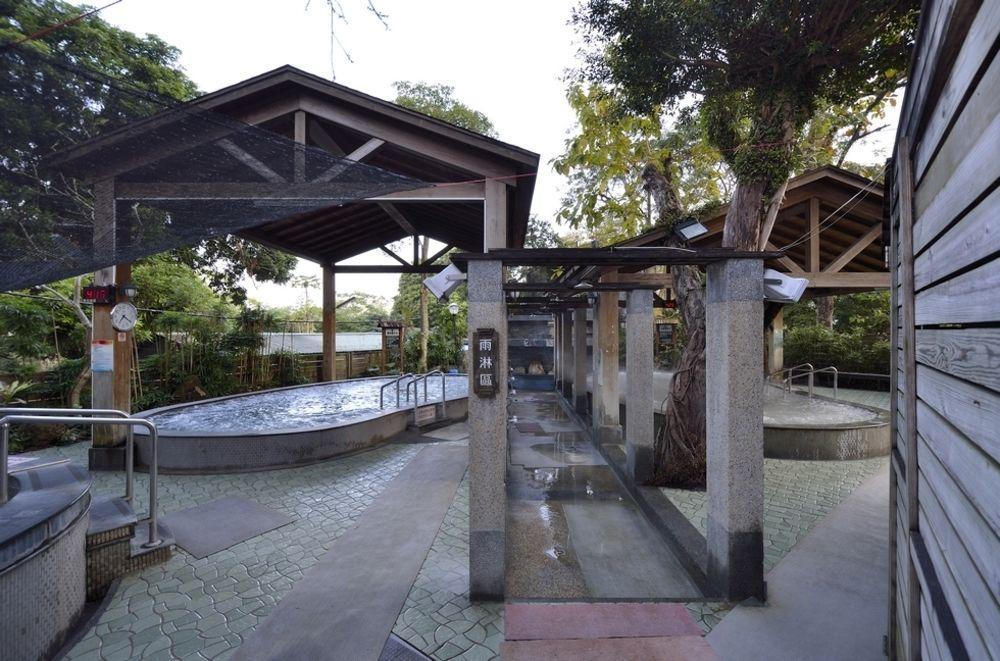 Toong Mao Spa Resort Guanziling Tainan Exterior foto